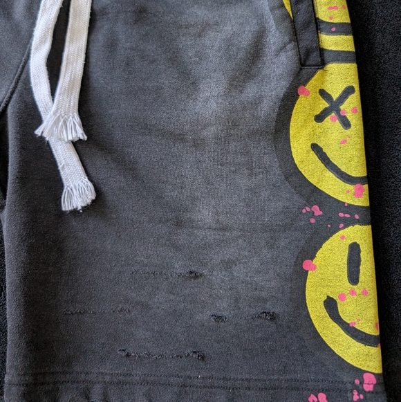 Sturdy Hustlers ALLHUSTLENOLUCK Distressed Rhinestone Smiley Shorts XXL Street - Picture 6 of 16